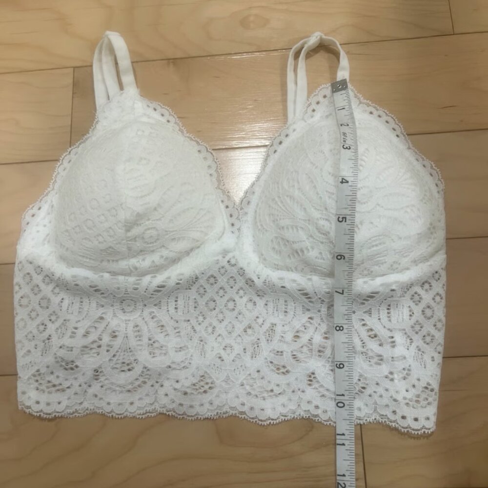 Women’s lace bralette - Picture 8 of 10
